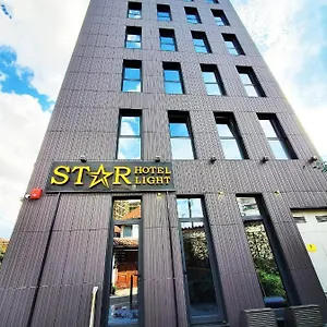 starlight-tirana.hotels-in-tirana.com/